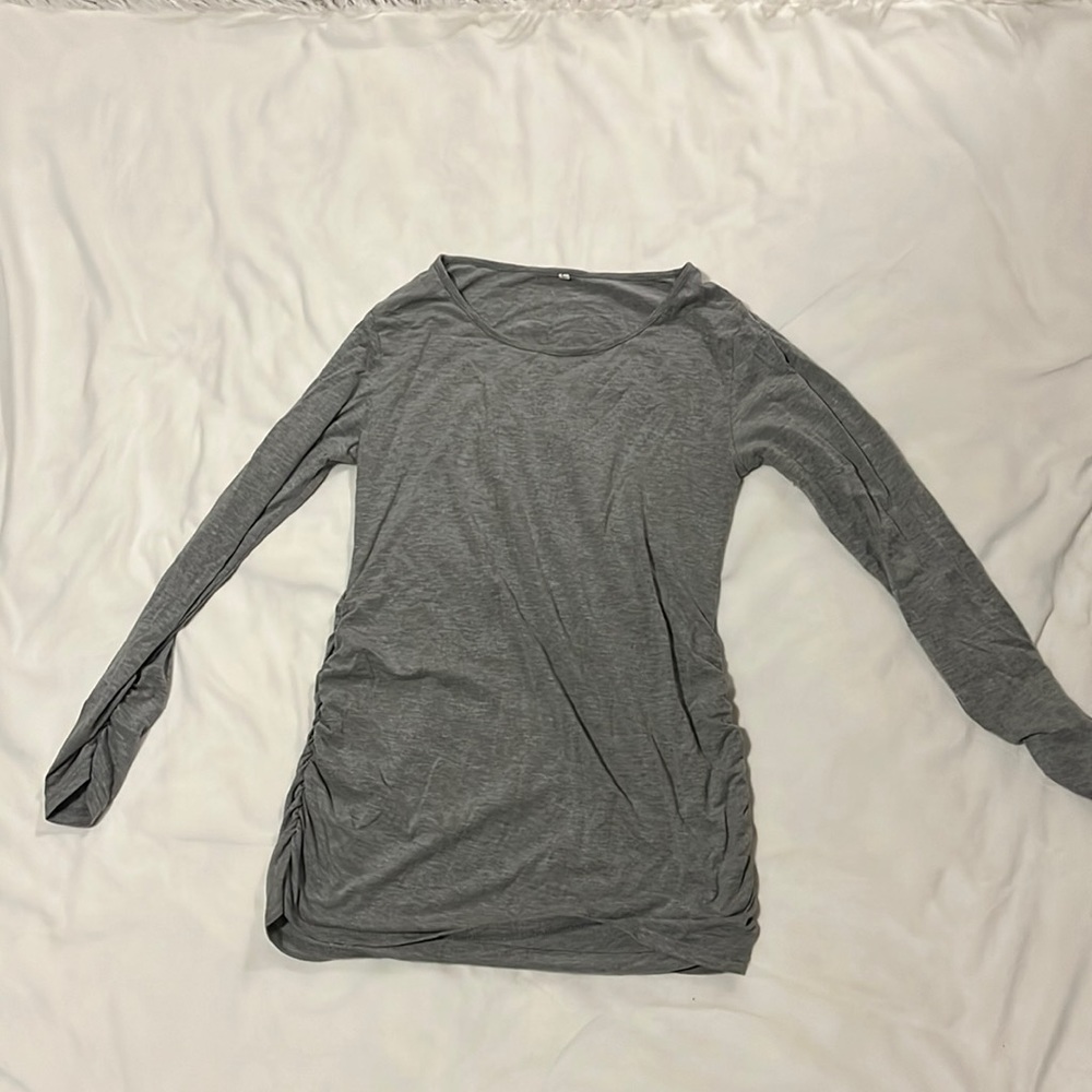 Size L maternity top